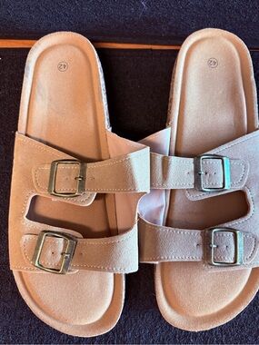 BENBOY Beige Double Buckle Slide Sandals Size 42 (US 11) NWOT